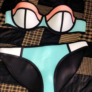 Triangl Teal bikini